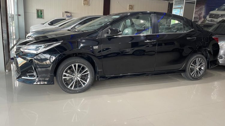 Toyota Corolla Grande X 1.8 Model 2021