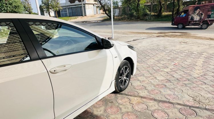 Toyota Corolla Gli 1.3 WT specail edition for sale at zawar motors